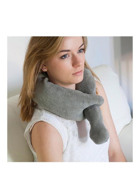 stillFront image of the-source-wellbeing-vibrating-neck-massager
