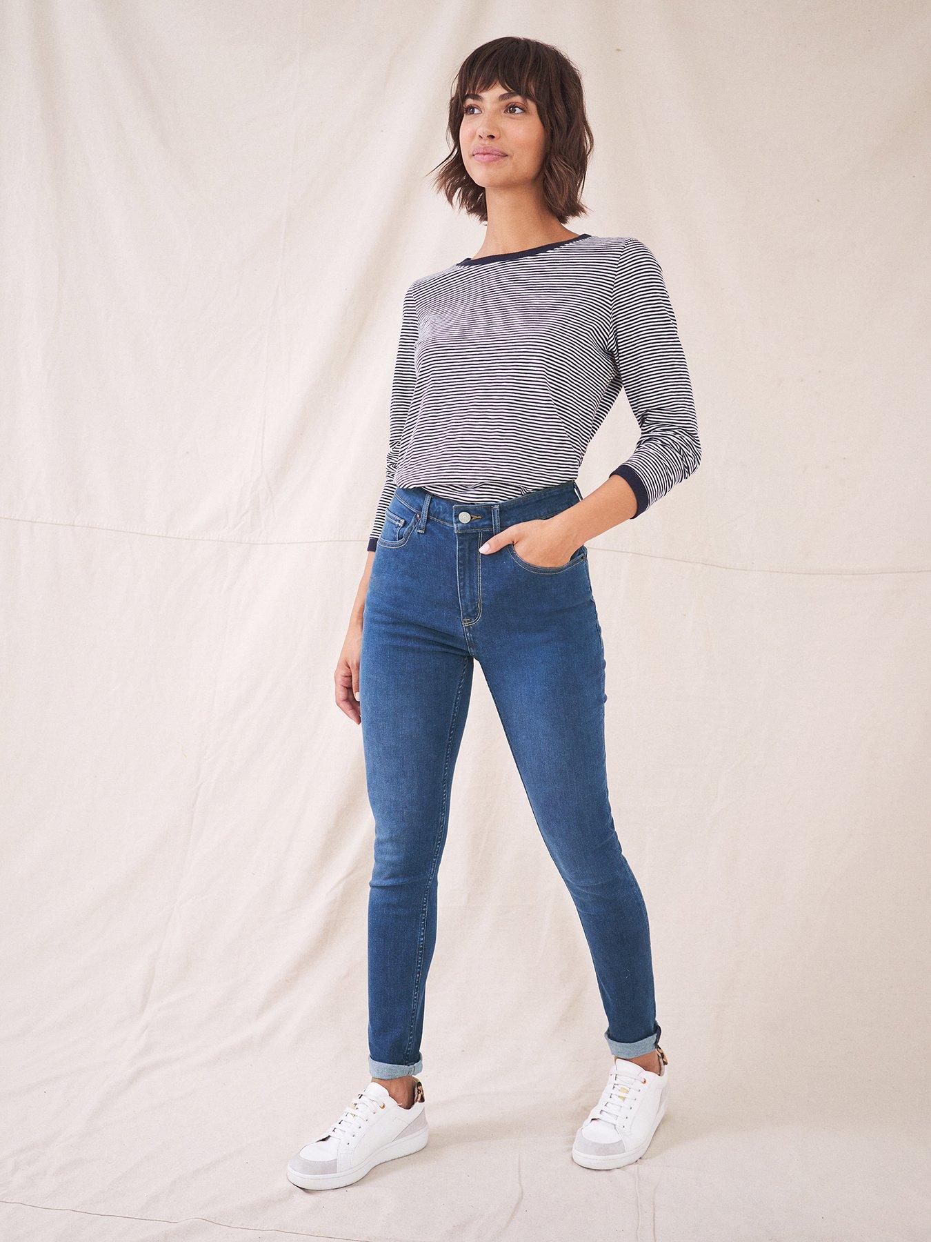 Why you should start wearing padded tops, Gallery posted by Amelia L