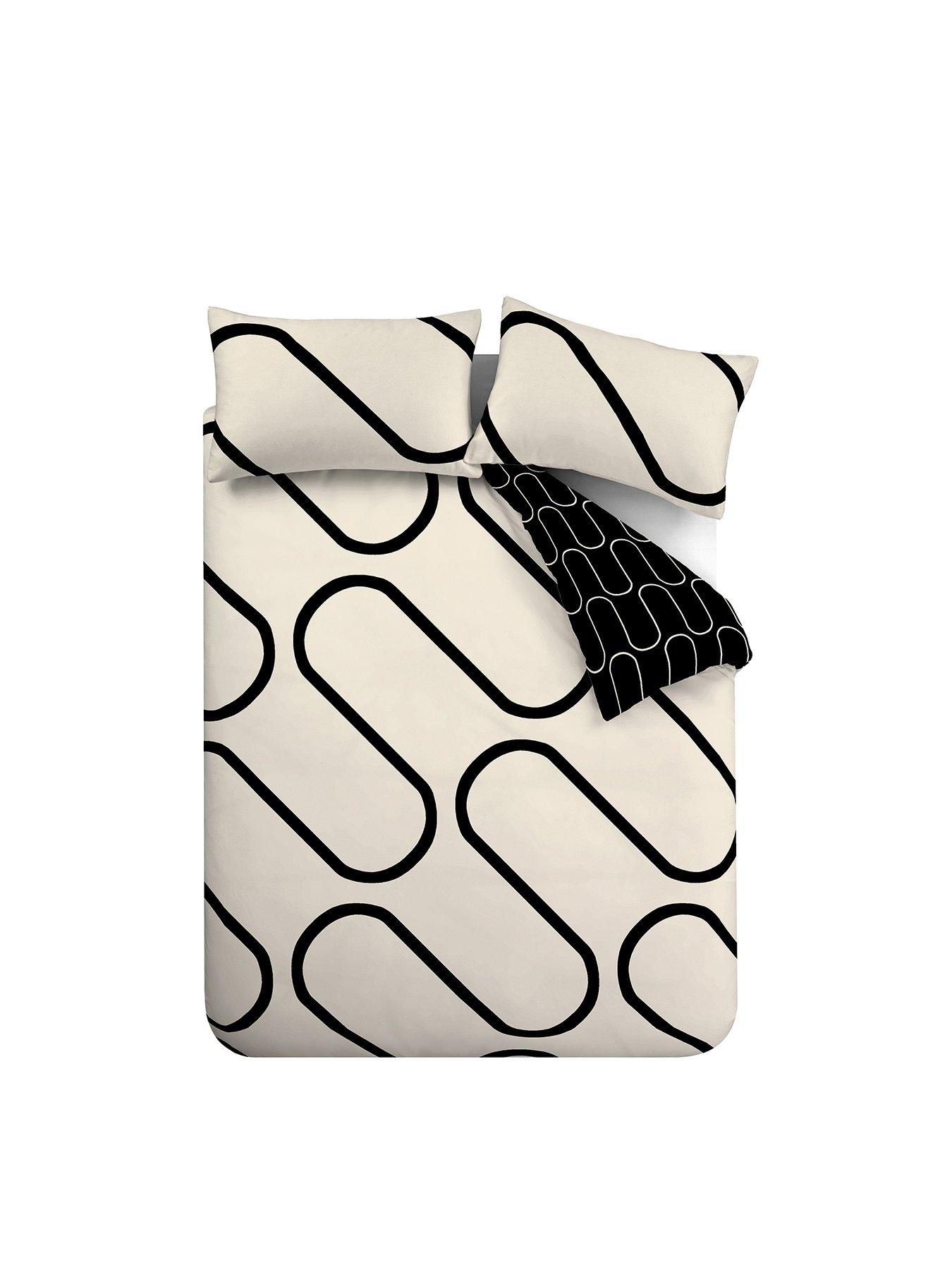 Image 2 of 6 of Catherine Lansfield Linear Curve Duvet Cover Set - Black
