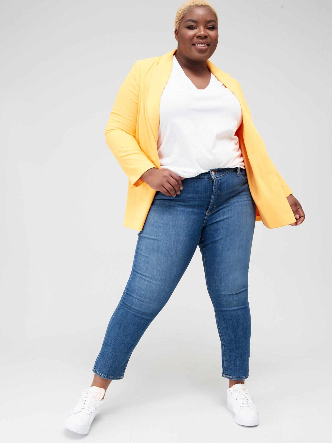 Levis plus size boyfriend on sale jeans