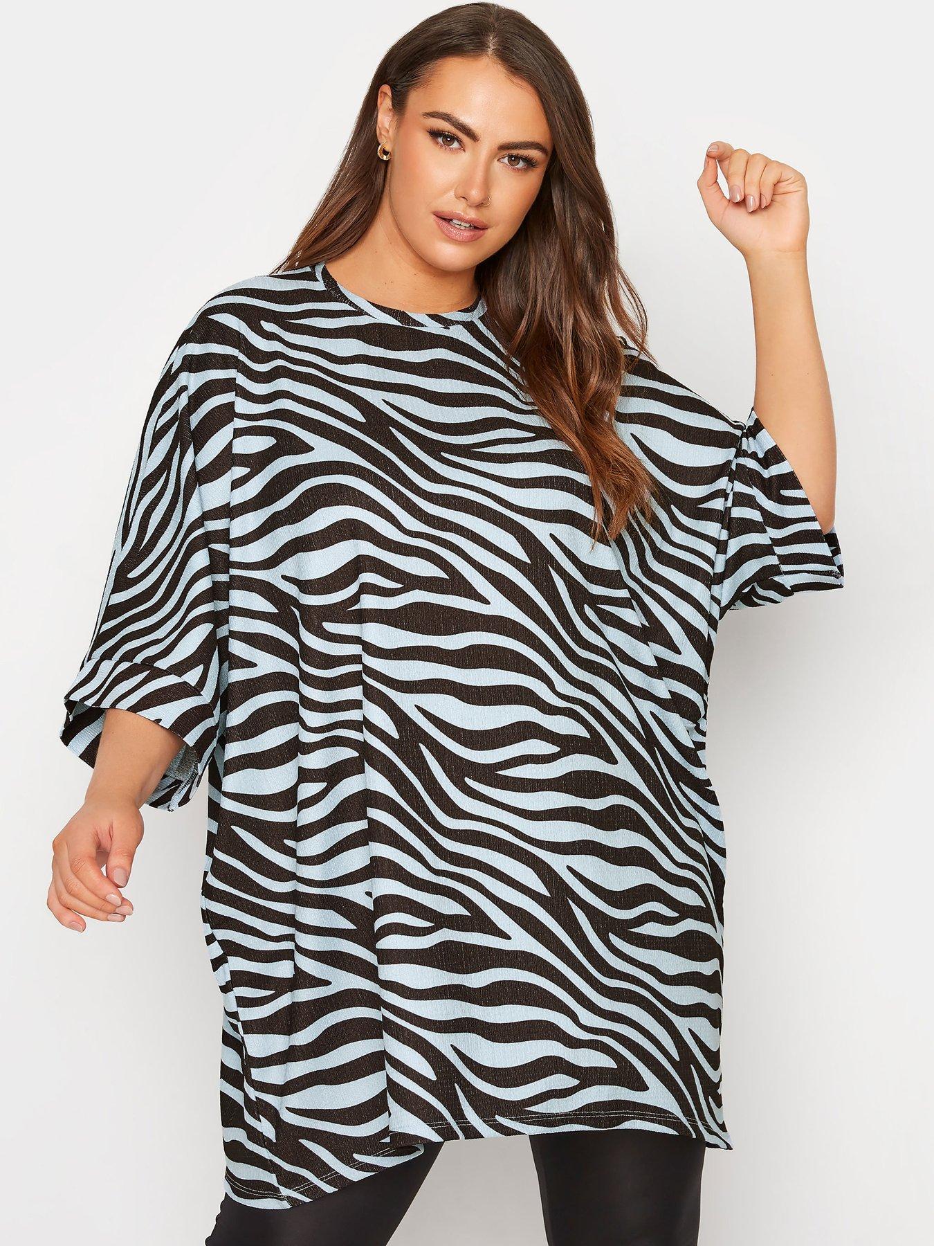 Tops & T-shirts Clothing Zebra Printed 3/4 Sleeve Top