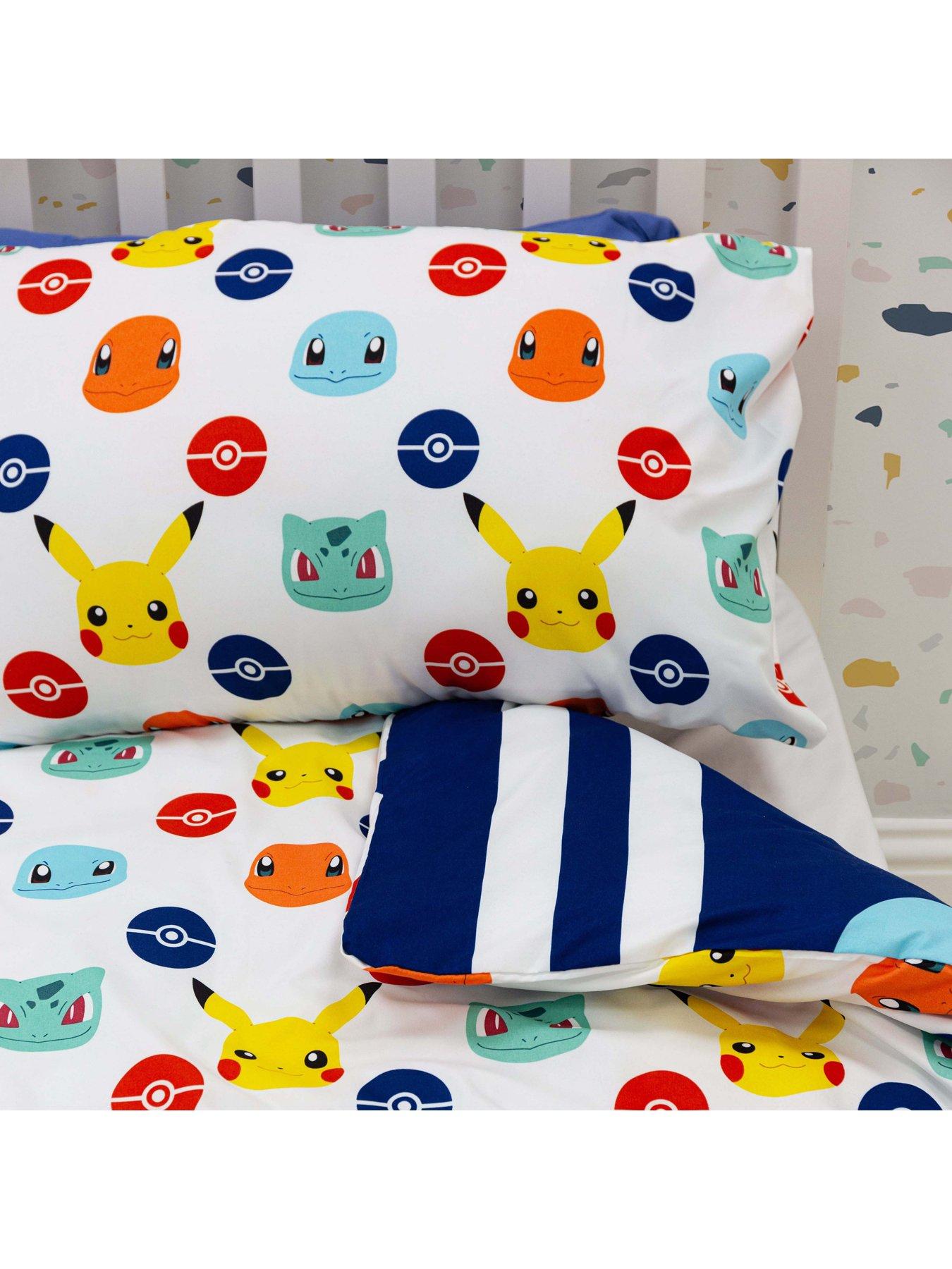 Image 4 of 4 of Pokemon Badges Double Duvet Cover Set - Multi