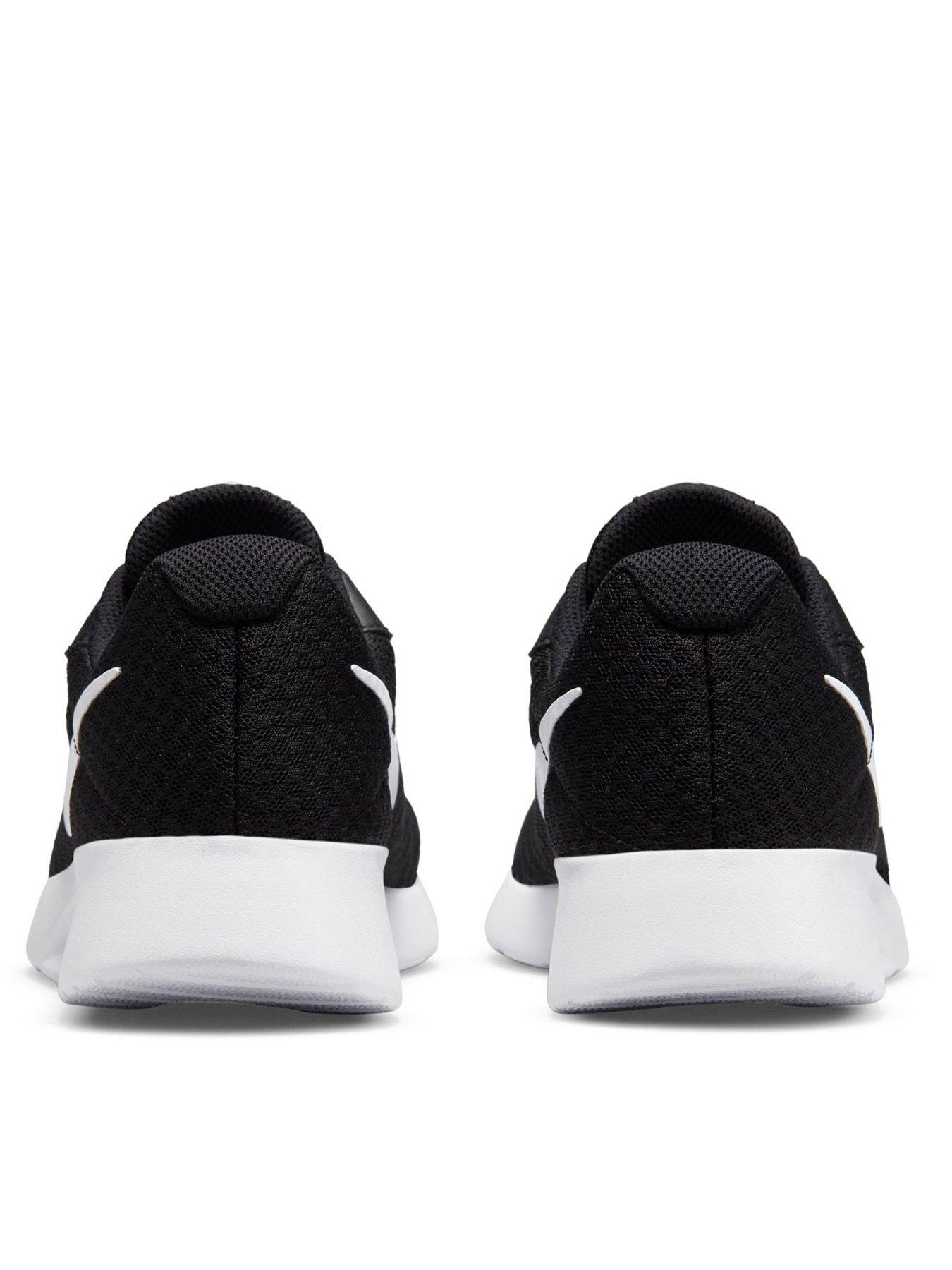 Nike tanjun clearance very