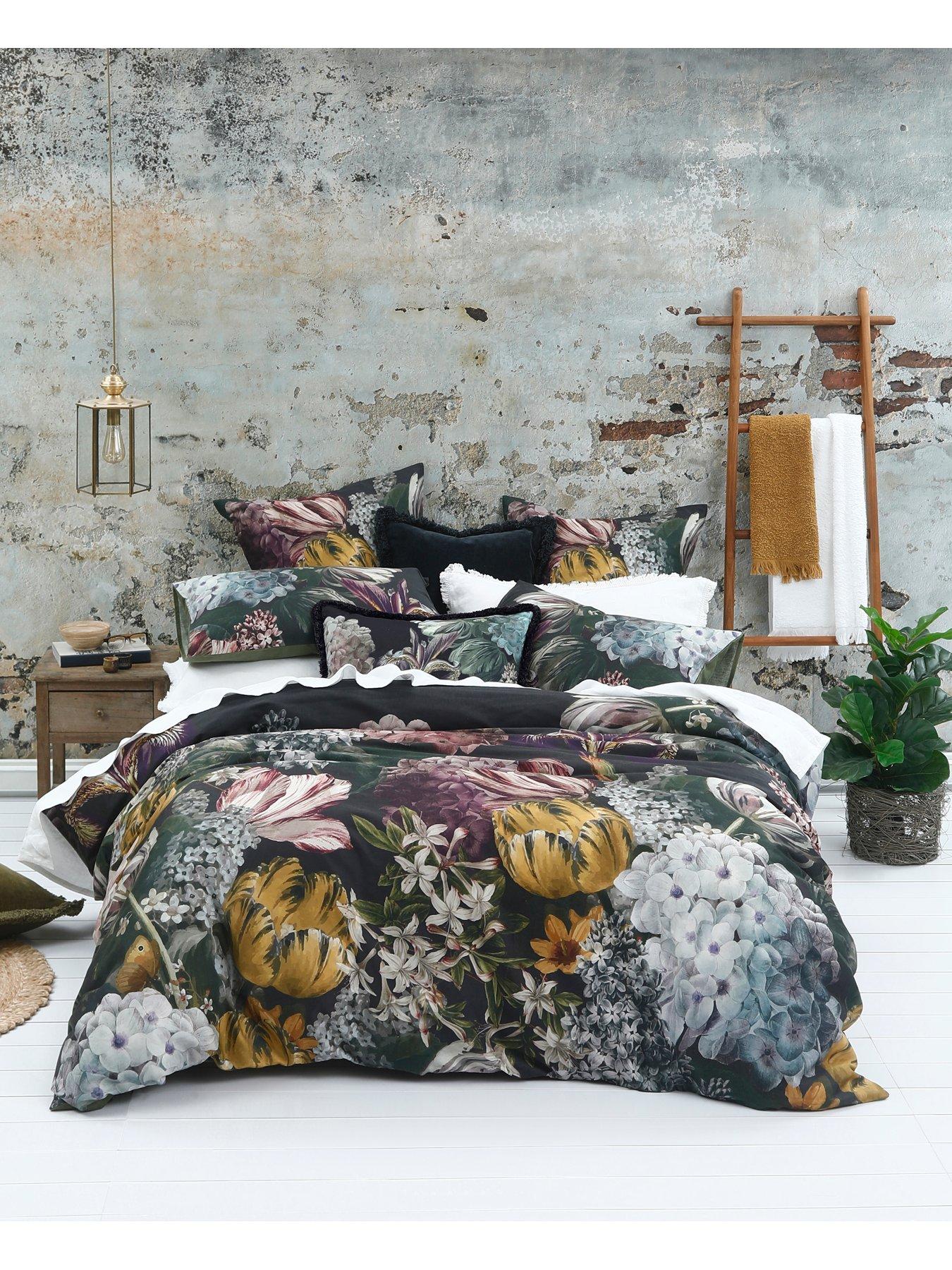 Product photograph of Mm Linen Julia 100 Cotton 220 Thread Count Duvet Cover Set from very.co.uk