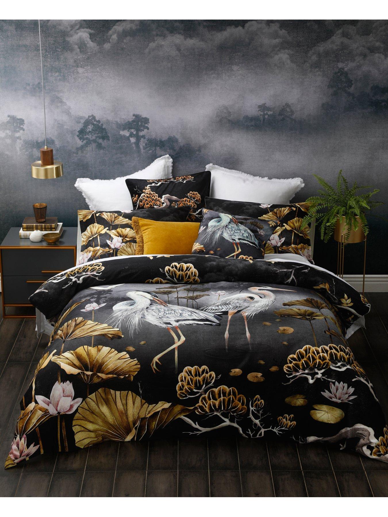 Product photograph of Mm Linen Avalana Orient Midnight 100 Cotton Duvet Cover Set from very.co.uk
