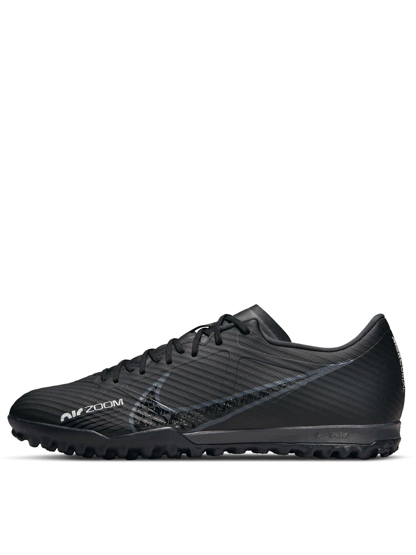 Black nike clearance mercurial football boots