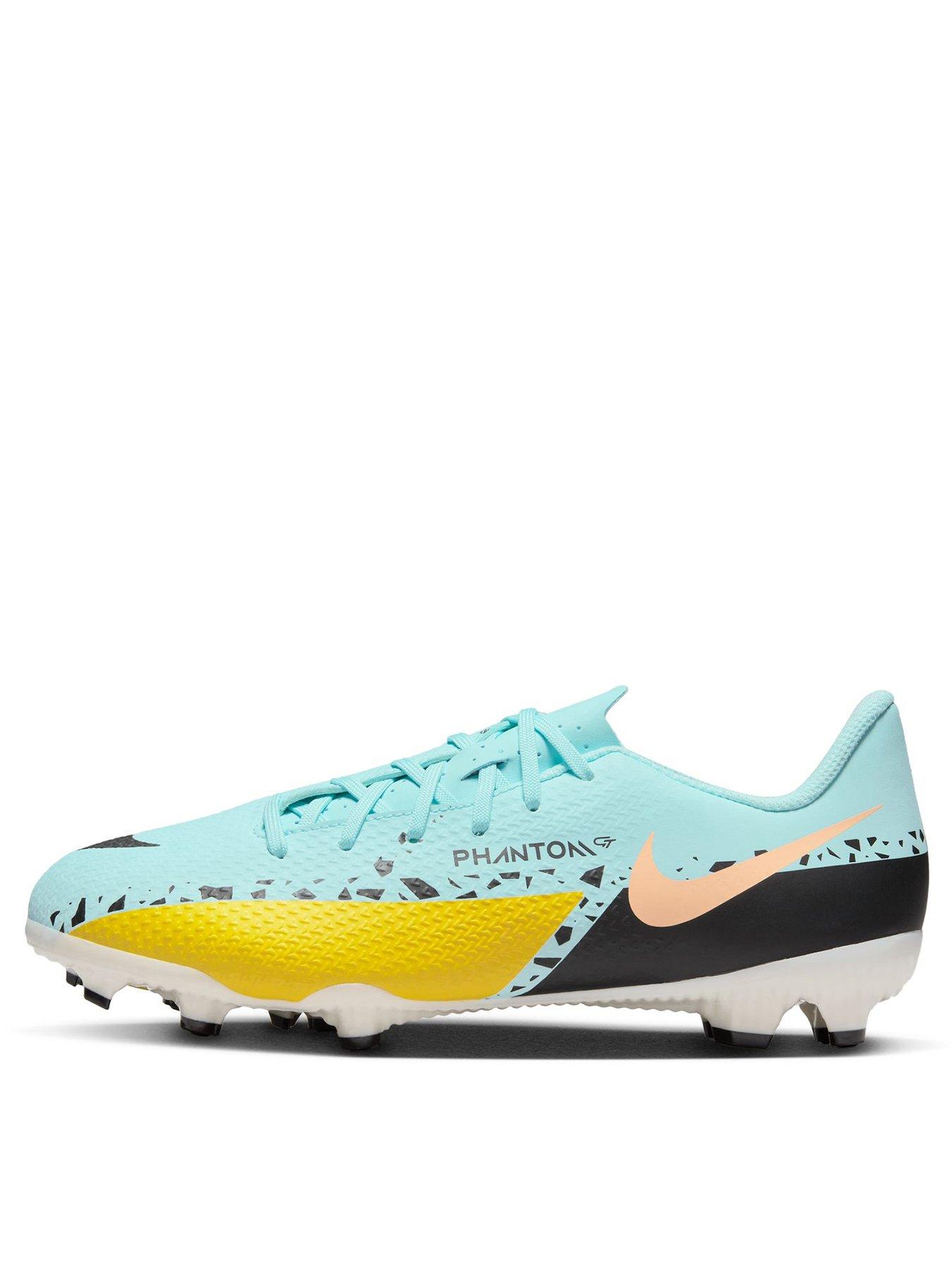 best indoor soccer shoes