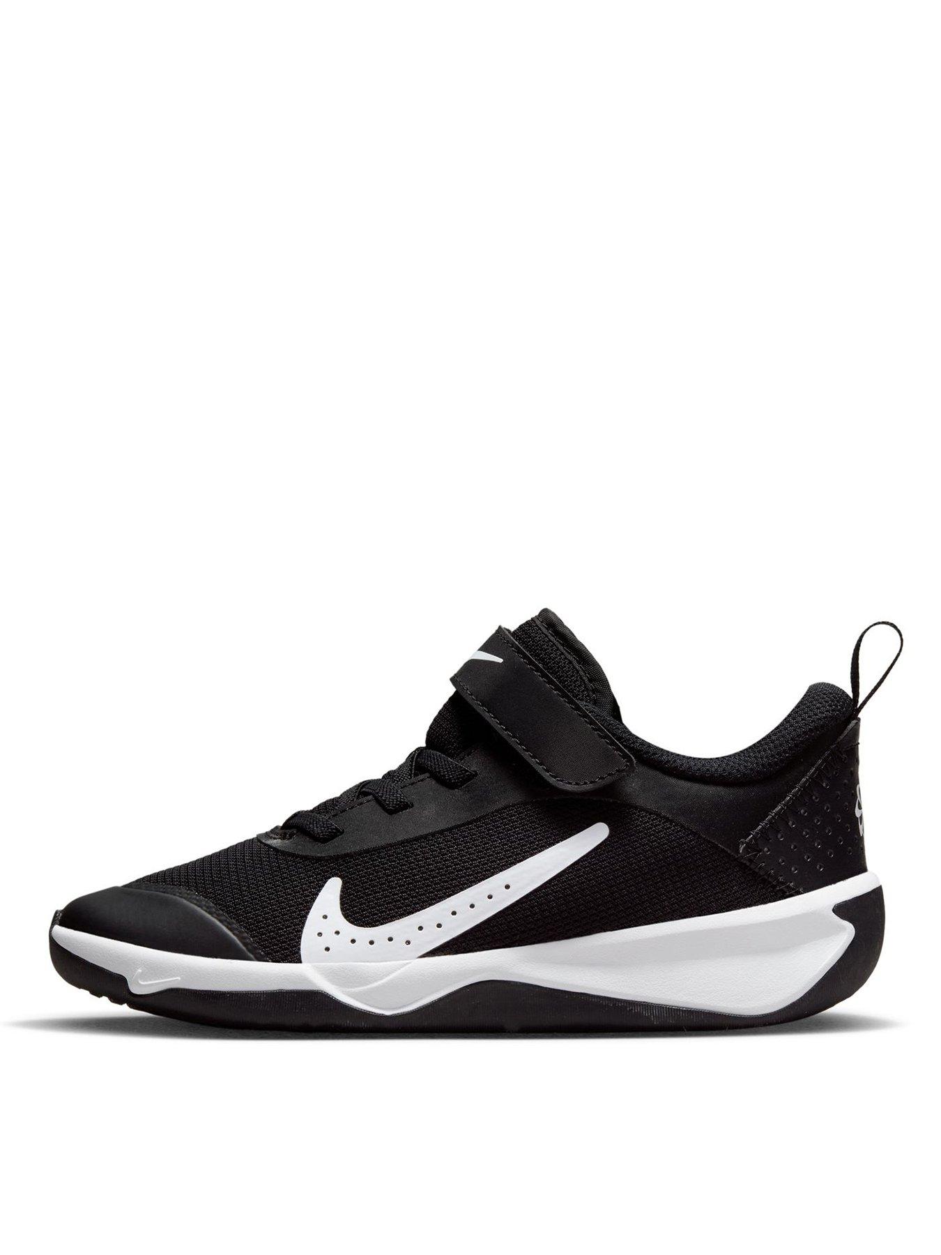 Nike downshifter hotsell 8 junior black