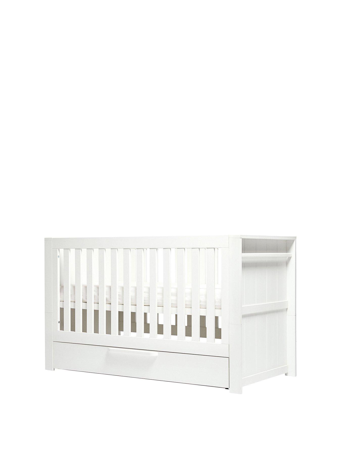 Mamas and papas cot hotsell bed mia