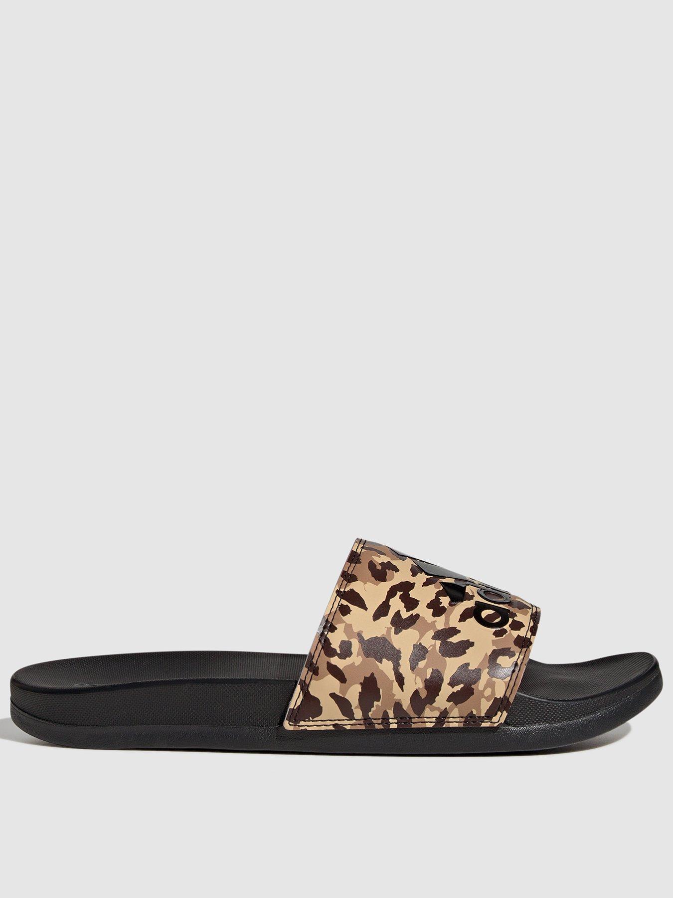 Adilette leopard shop