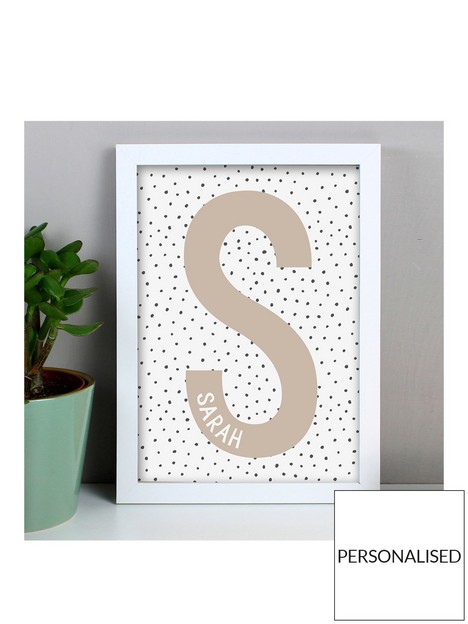 the-personalised-memento-company-personalised-initial-frame