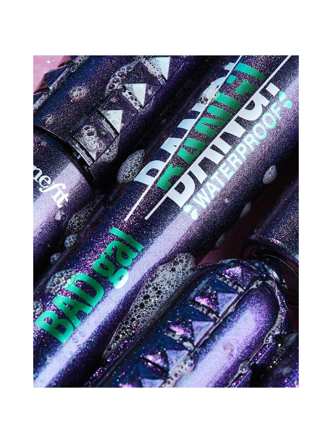 Image 6 of 7 of Benefit Badgal BANG Volumizing Waterproof Mascara -&nbsp;Pitch Black