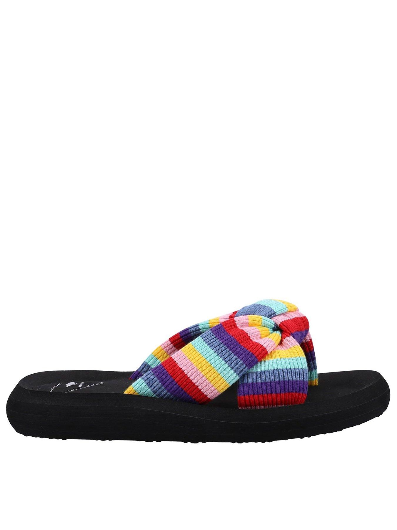 Colourful discount sandals uk