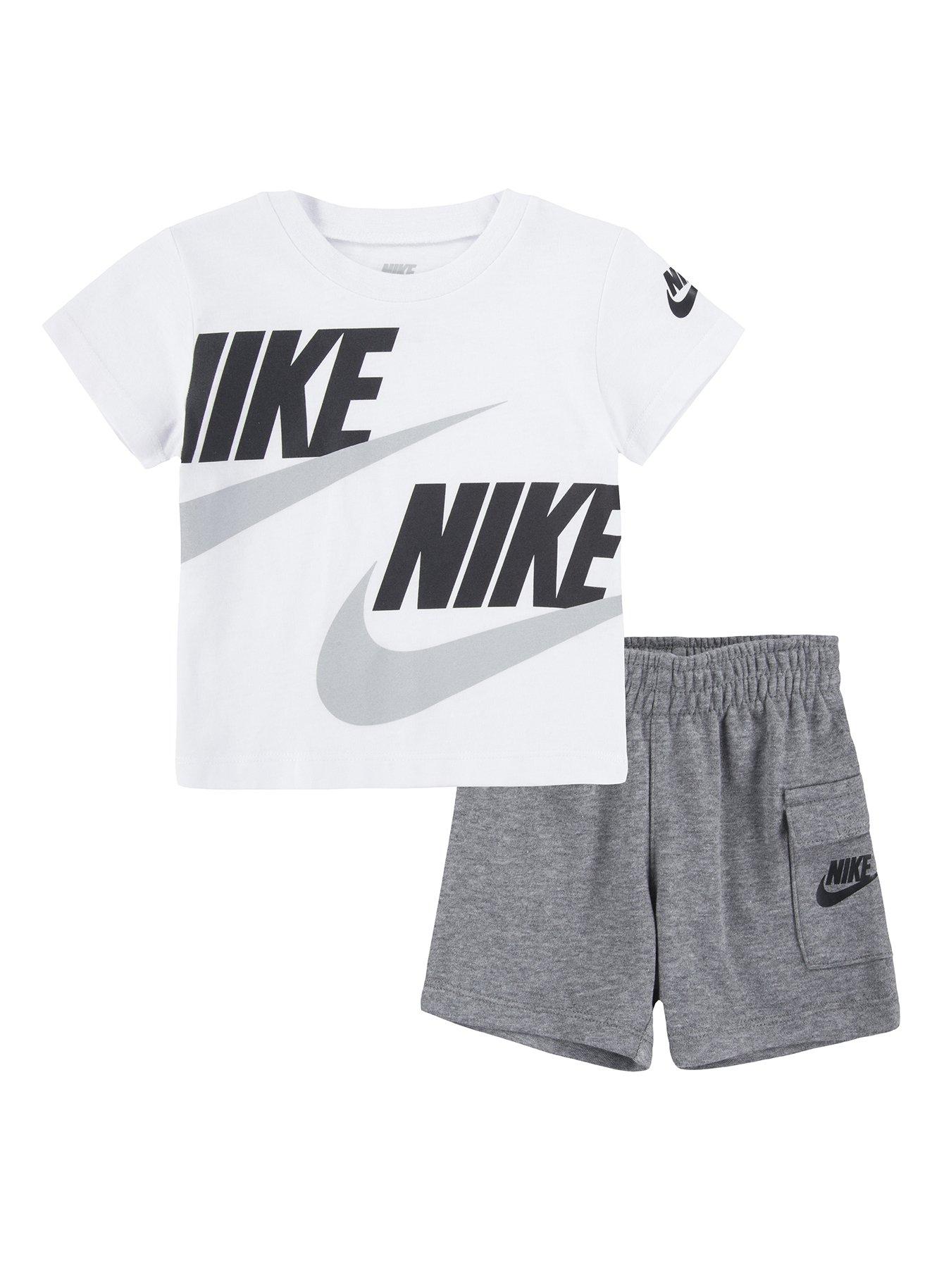 infant nike short set