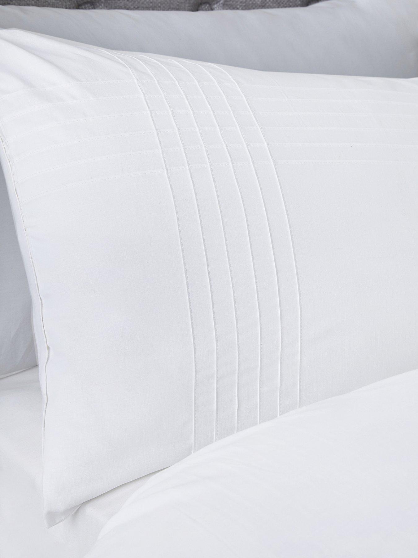 Image 3 of 4 of Serene Amalfi&nbsp;Duvet Cover Set - White