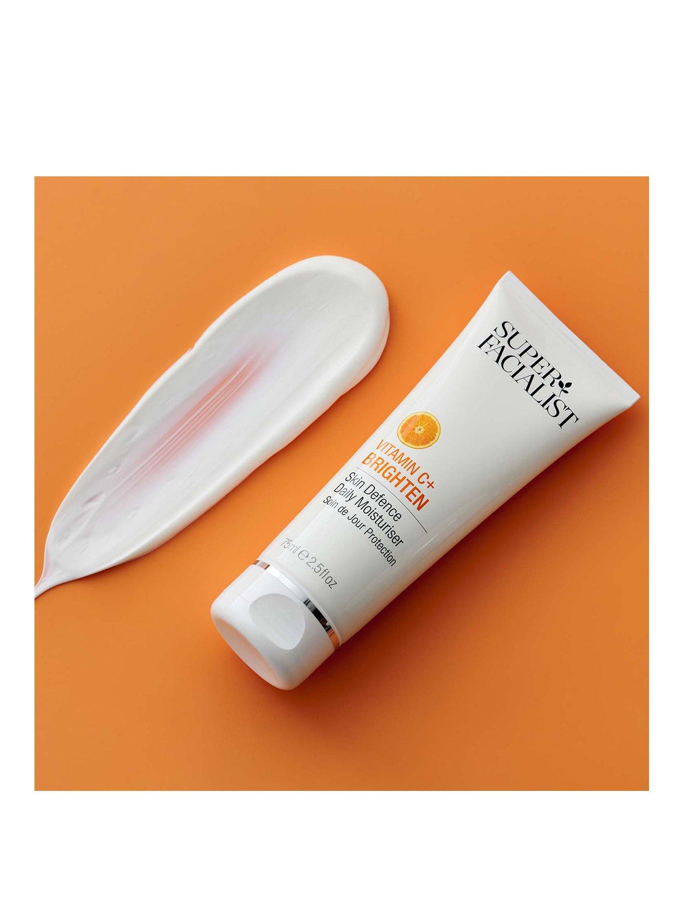 Image 2 of 5 of Super Facialist Vitamin C Skin Defence Daily Moisturiser 75ml