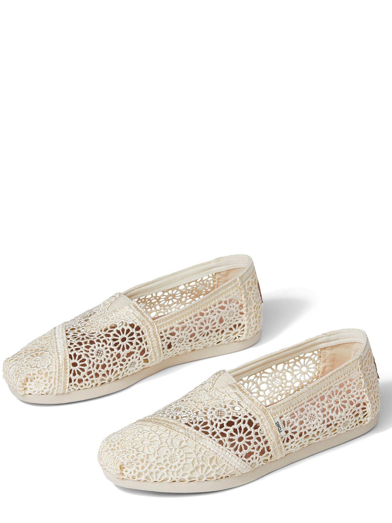 toms moroccan crochet