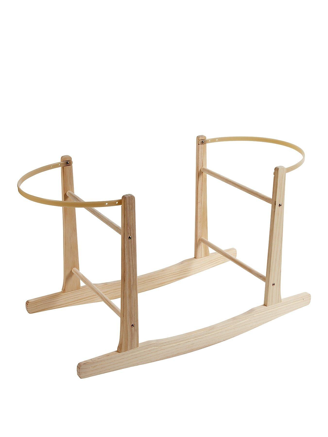 moses basket and stand