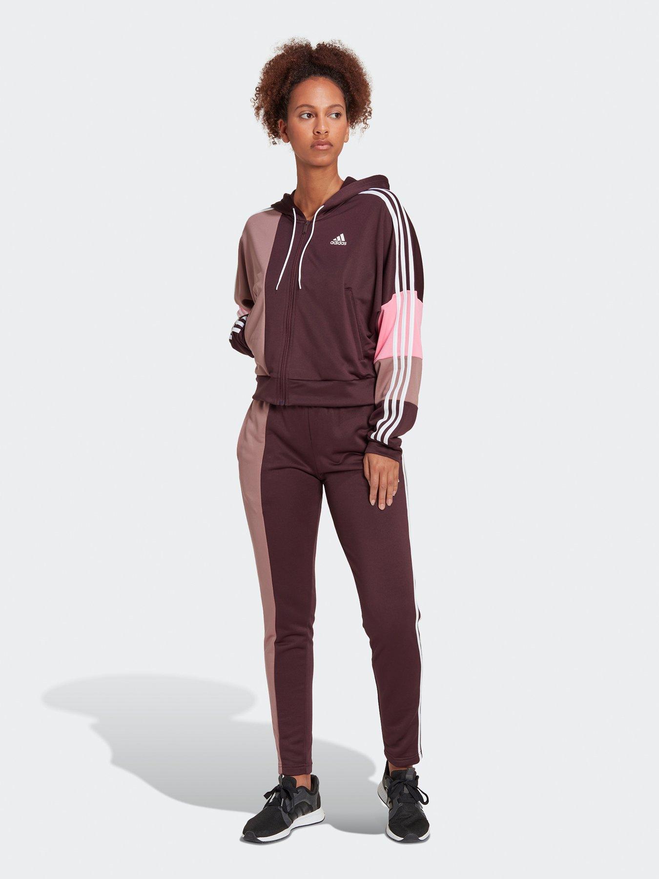 Adidas essential clearance tracksuit