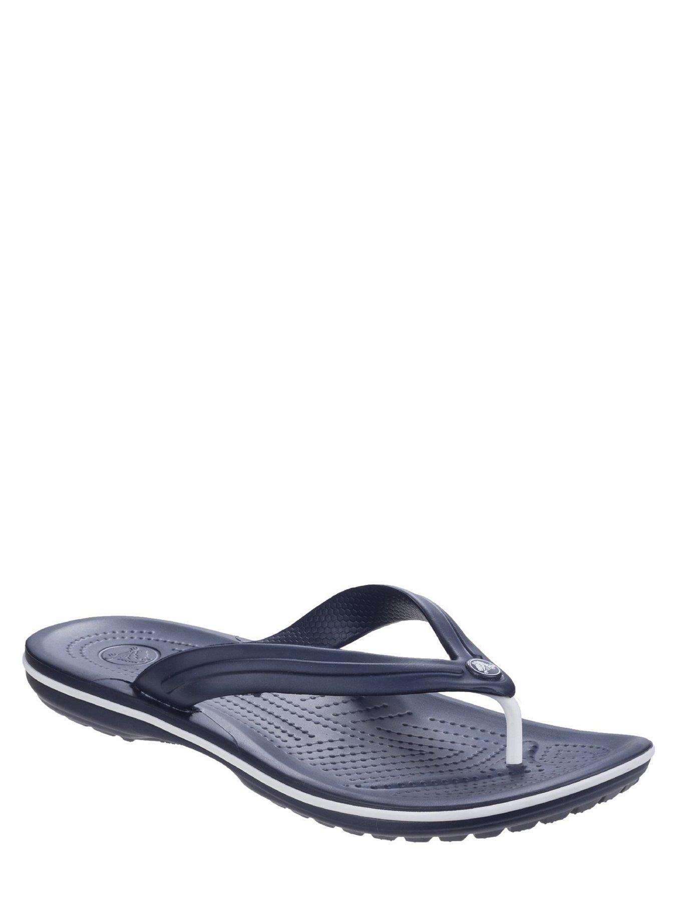 Crocs uk best sale flip flops