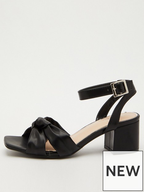 quiz-faux-leather-knot-heeled-sandals