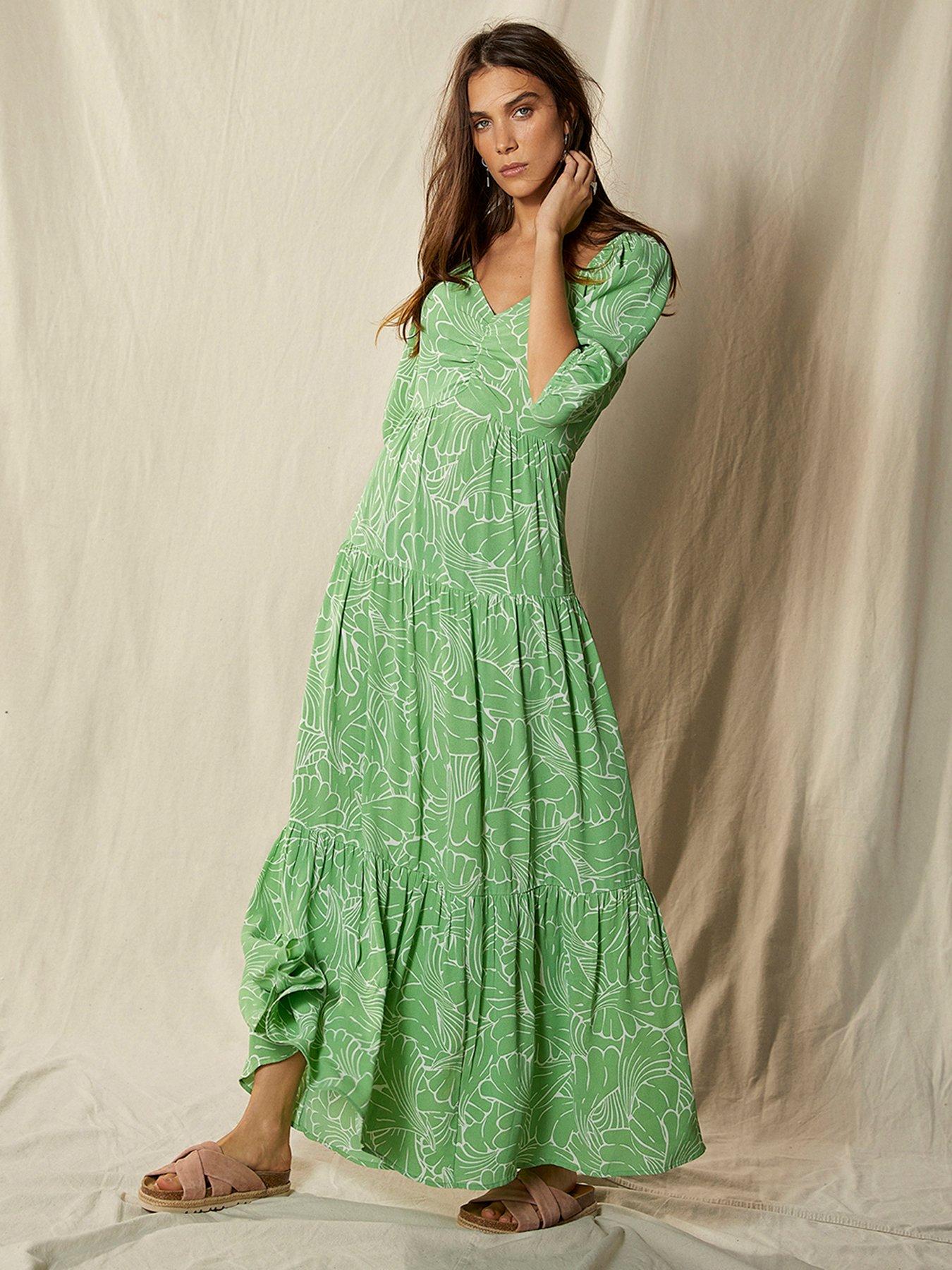 Robe Verte Bash Ete 2018 | vlr.eng.br