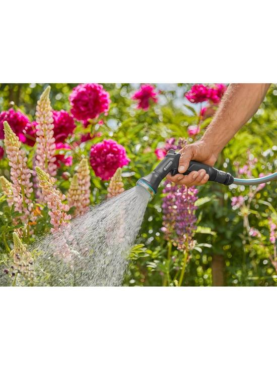 stillFront image of gardena-ecoline-watering-bundle-connector-set-spray-nozzle-sprinkler