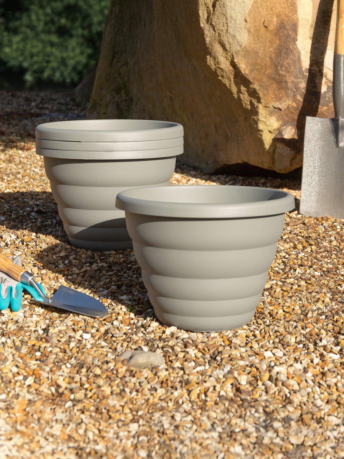 Product photograph of Wham Set Of 4 H340 Beehive 32cm Round Pot from very.co.uk