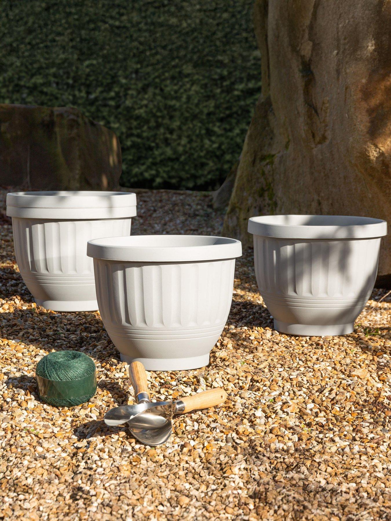 undefined Set of 4 H180 Etruscan 30.5cm Round Planter