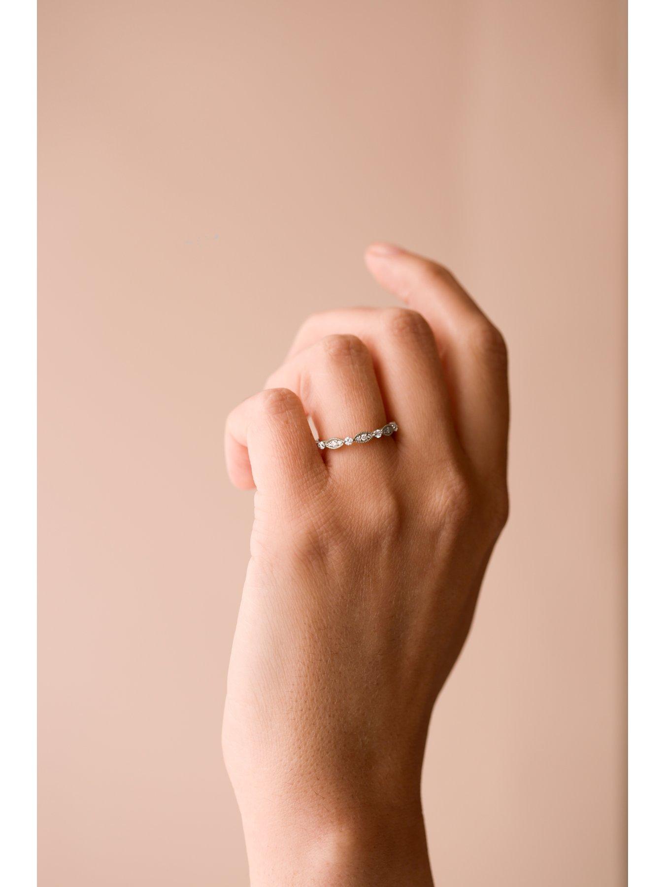 Image 4 of 5 of Created Brilliance Florence Created Brilliance 18ct White Gold 0.25ct Lab Grown Diamond Vintage Inspired Wedding Band