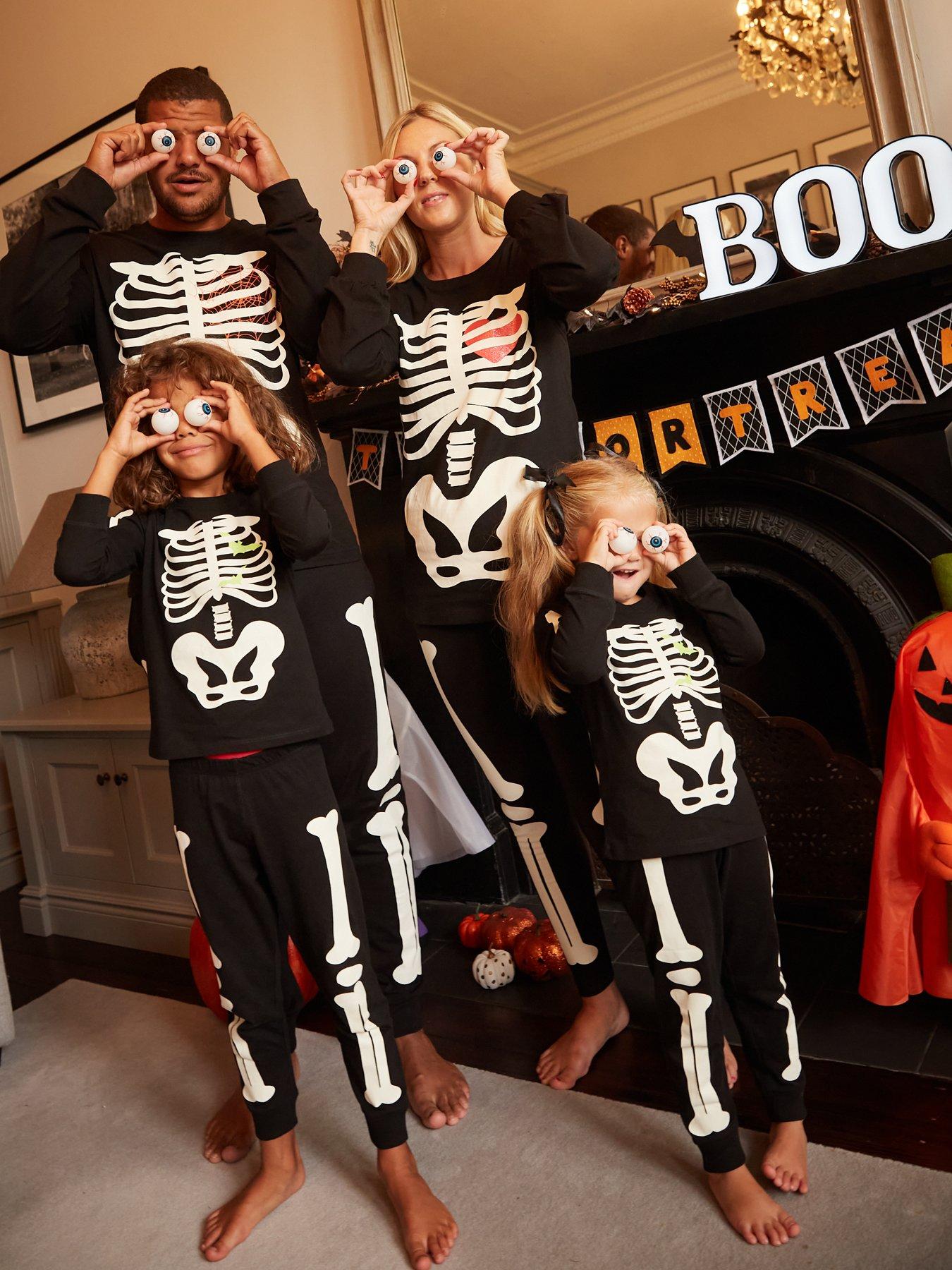 Very Man Mens Family Halloween Skeleton Pyjamas Black very.co.uk
