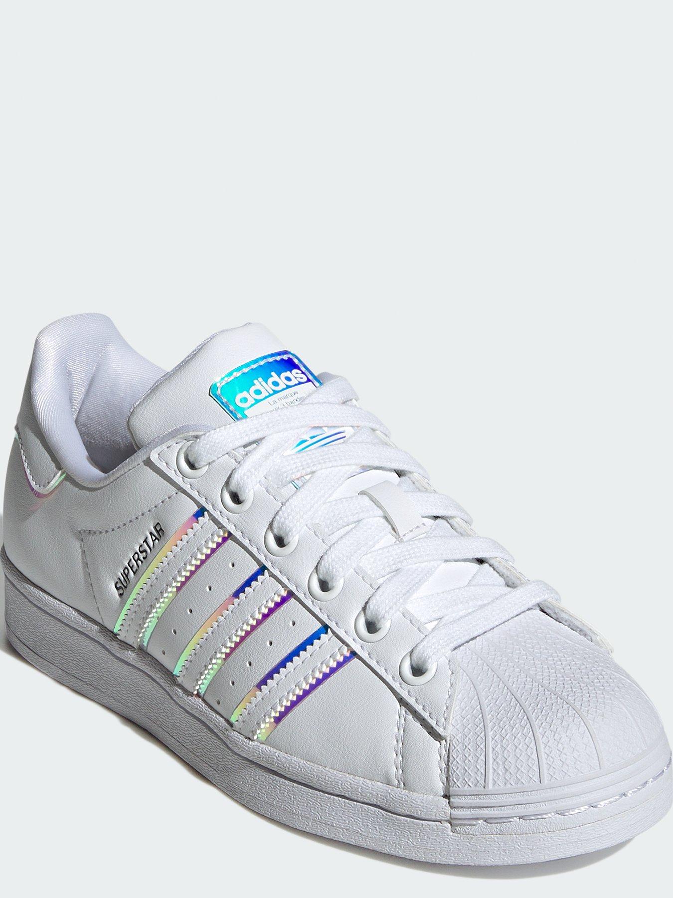 Adidas best sale superstars junior