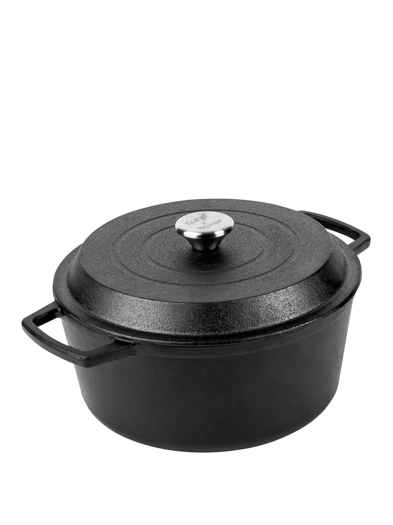 Image 1 of 7 of Prestige x Nadiya 4.5-Litre Cast Iron Casserole