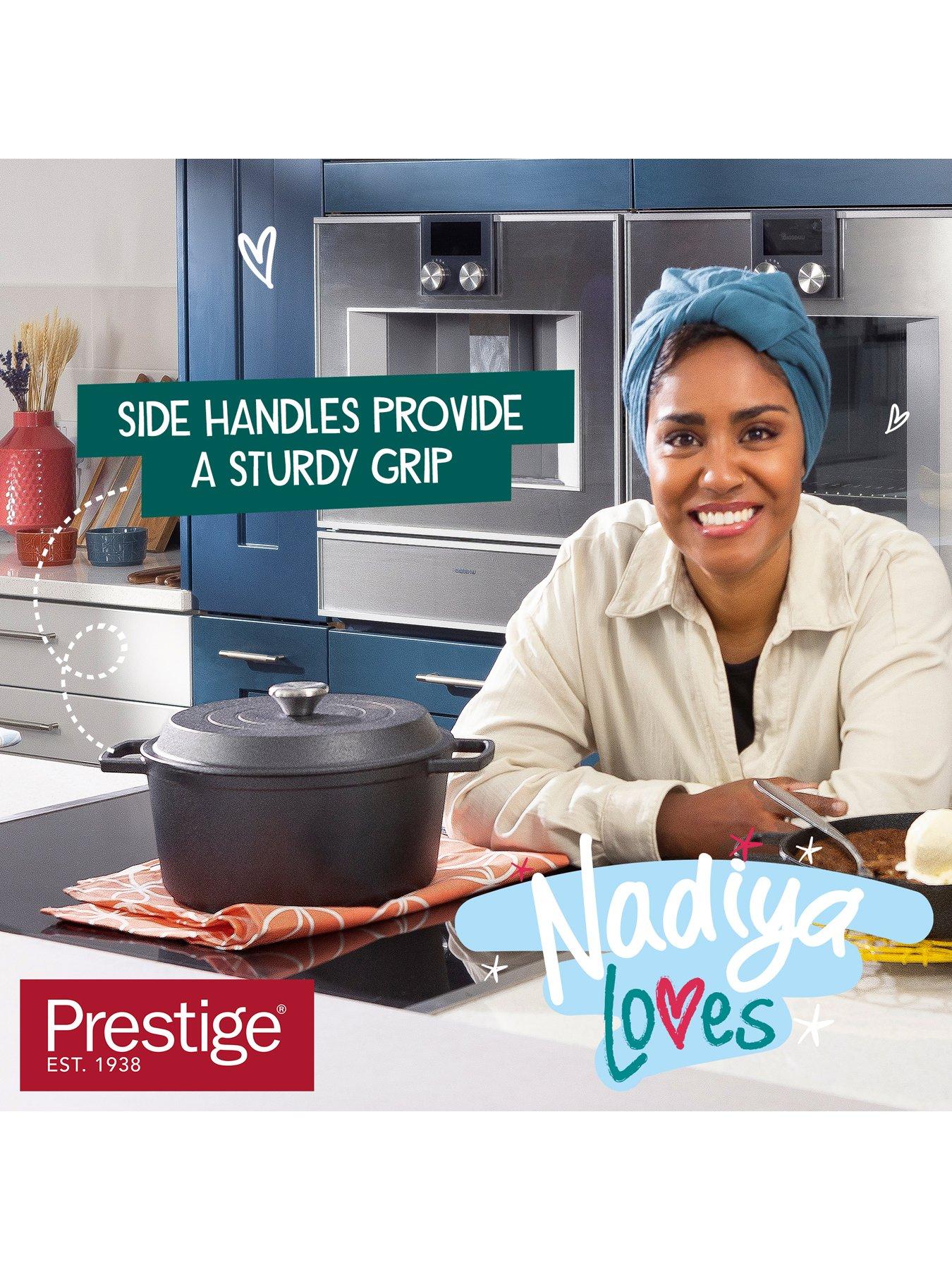 Image 4 of 7 of Prestige x Nadiya 4.5-Litre Cast Iron Casserole