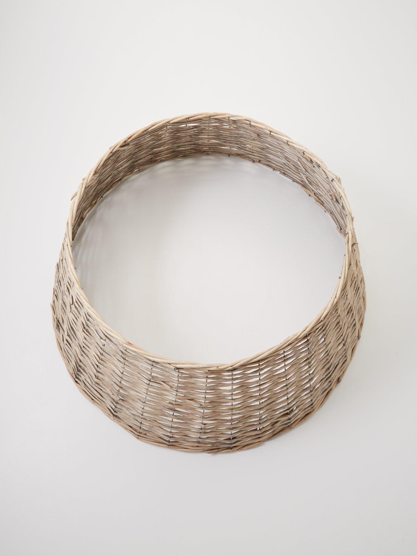 Image 4 of 4 of Festive White Wash Willow Round Christmas Tree Skirt &ndash; 50 cm diameter