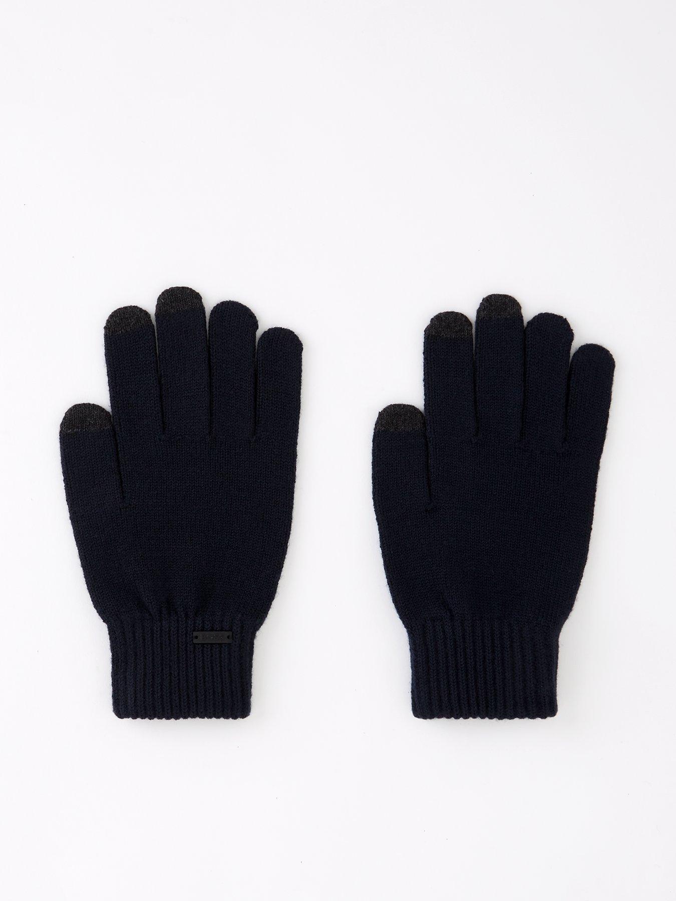 blue knitted gloves