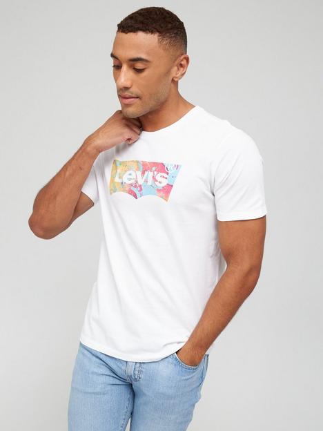 levis-large-logo-t-shirt