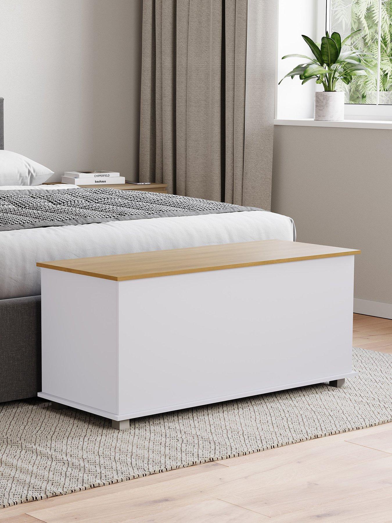 Vida Designs Arlington Storage Ottoman - White/Oak