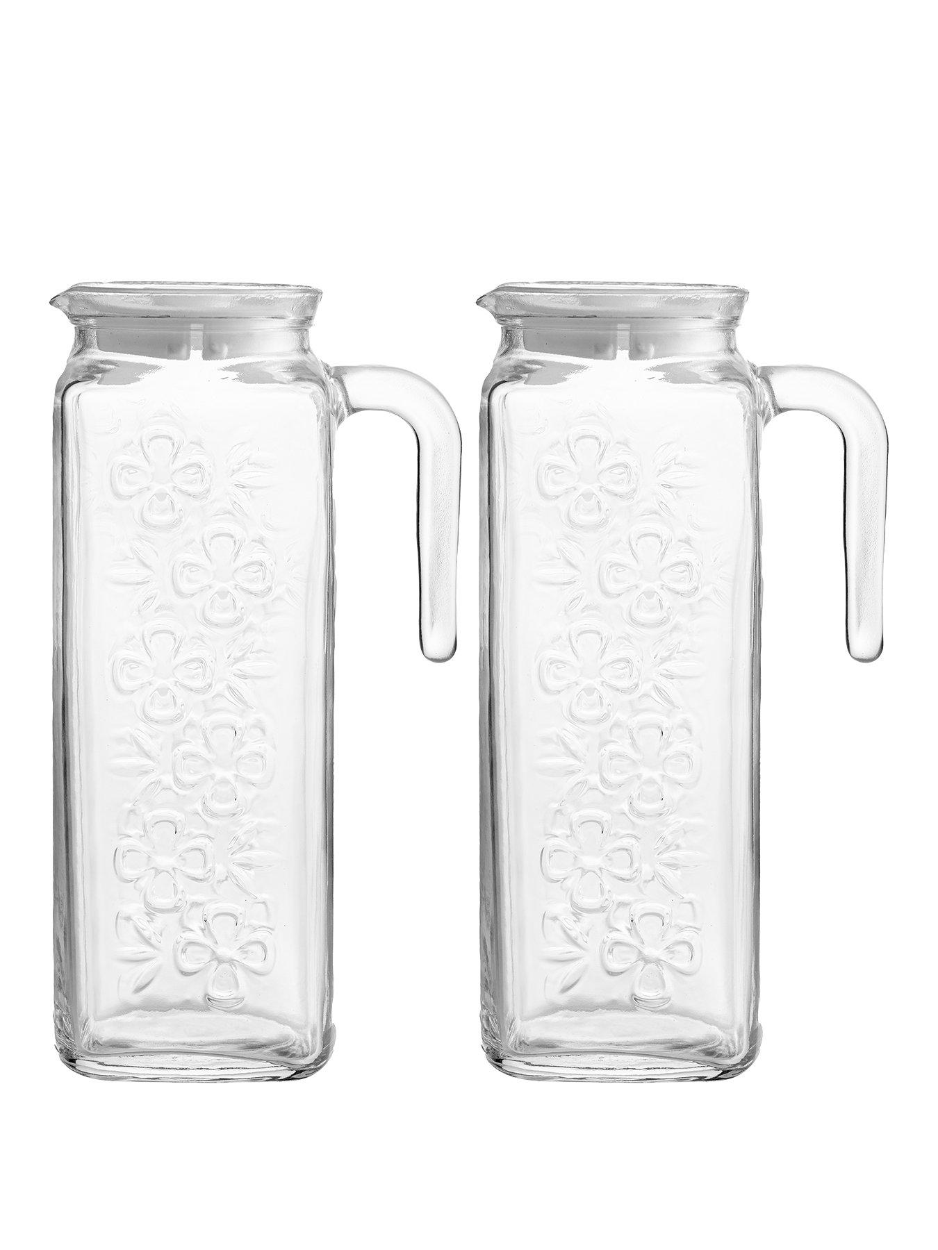 https://media.very.co.uk/i/very/UWVEG_SQ1_0000000647_CLEAR_SLf/ravenhead-essentials-flowernbspfridge-jugs-ndash-set-of-2.jpg?$180x240_retinamobilex2$&$roundel_very$&p1_img=sale_2017