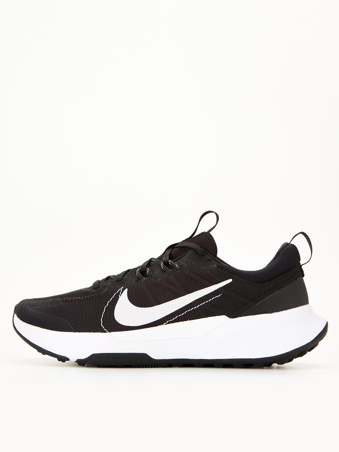 Nike Juniper Trail 2 Trainers Black White very