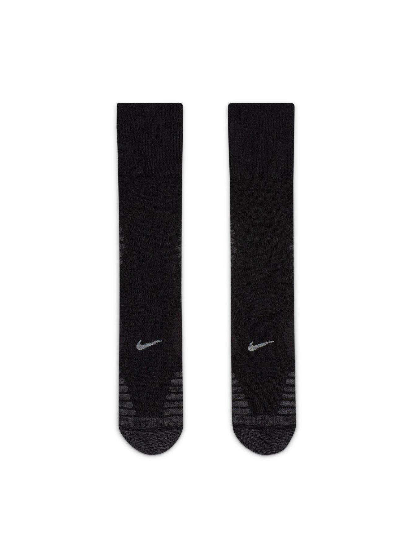 nike hiking socks