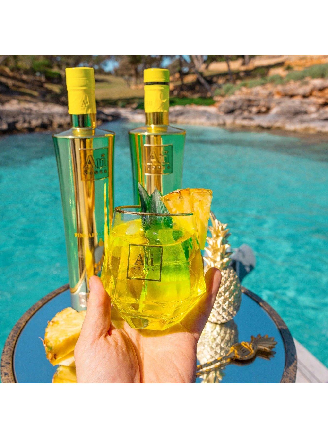 Image 2 of 4 of Au Vodka Pineapple Crush Flavoured Vodka 70cl