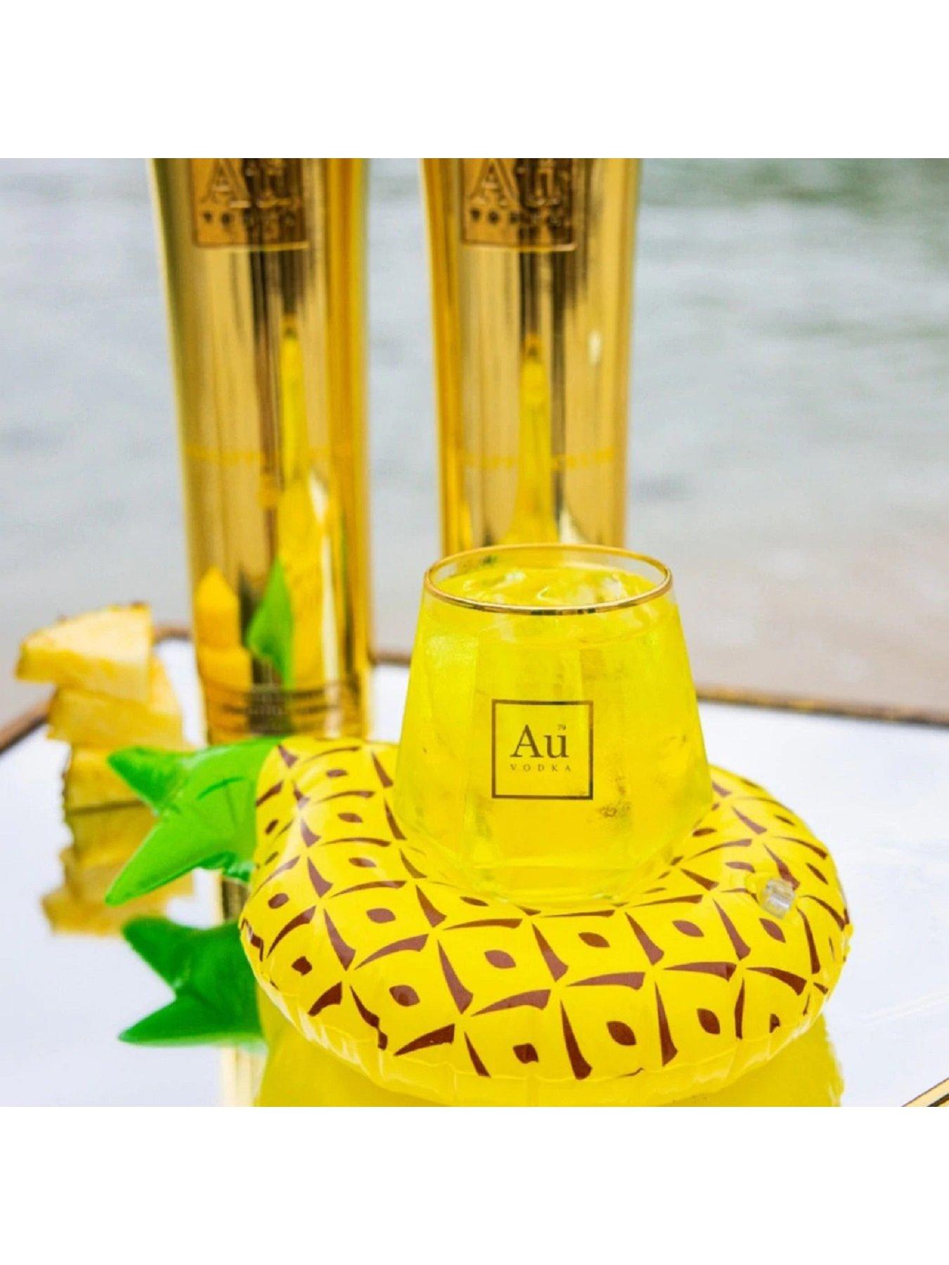 Image 3 of 4 of Au Vodka Pineapple Crush Flavoured Vodka 70cl