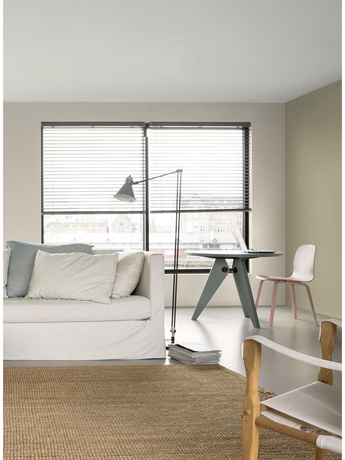 Dulux Easycare Washable and Tough Matt Emulsion Paint Egyptian Cotton