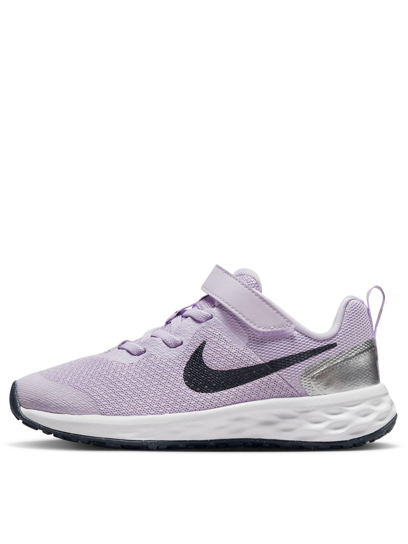 Little girl 2025 purple nike shoes