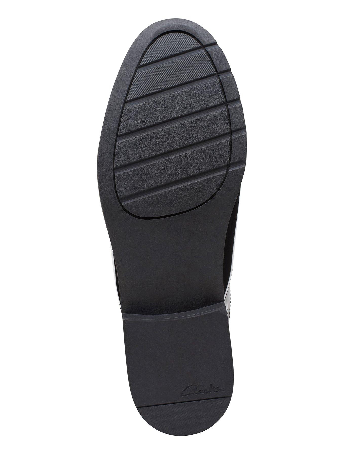 Image 5 of 6 of Clarks Youth Aubrie Tap Lace Up School Shoe
