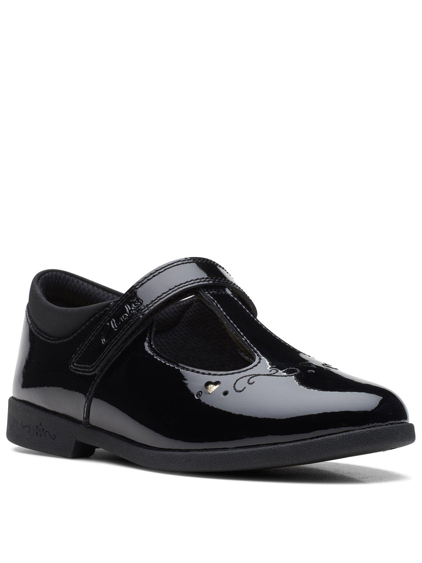 Clarks black t bar 2024 shoes