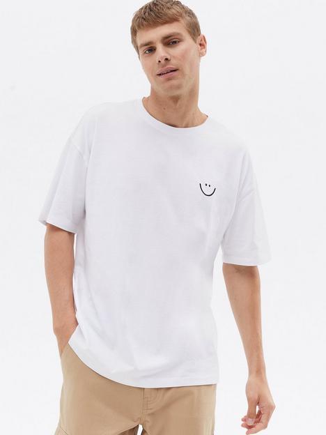 new-look-white-embroidered-happy-face-oversized-t-shirt