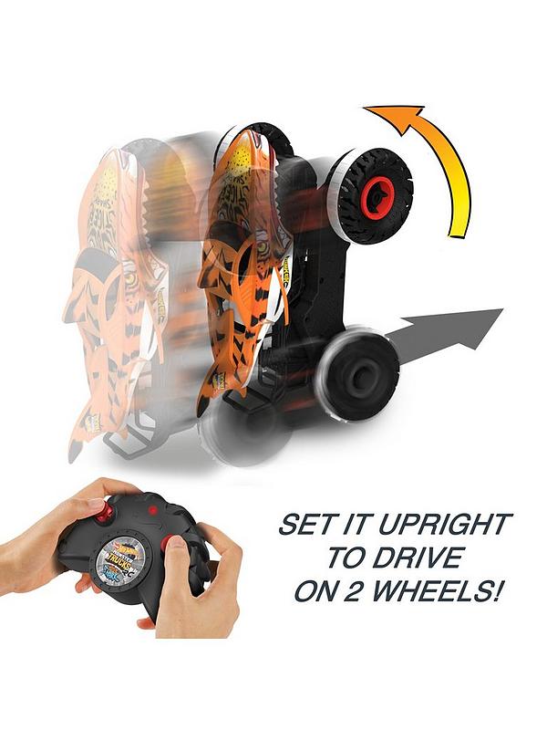 Image 3 of 7 of Hot Wheels Monster Trucks Remote Control&nbsp;Unstoppable Tiger Shark