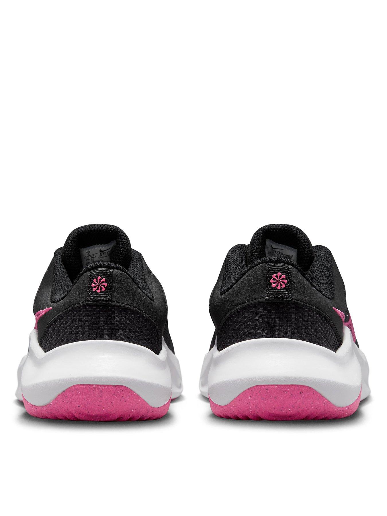 Nike black 2025 pink trainers